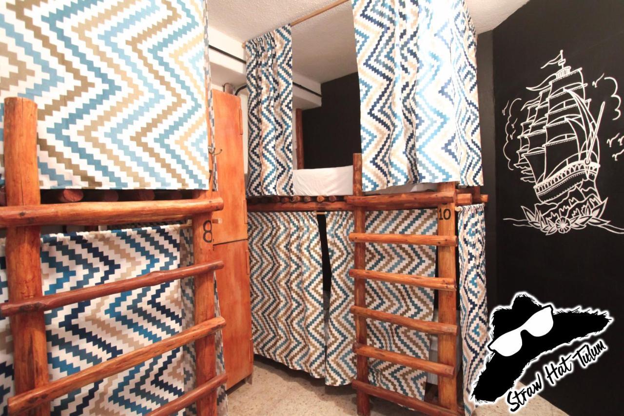 Straw Hat Hostel & Rooftop Bar ตูลุม ภายนอก รูปภาพ