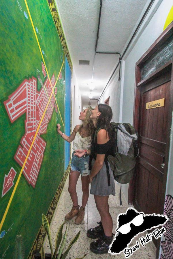 Straw Hat Hostel & Rooftop Bar ตูลุม ภายนอก รูปภาพ